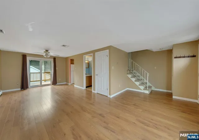 Listing Photo 4 - Condo for sale in building located at 150 Maple Ave, Woodland Park, NJ 08107