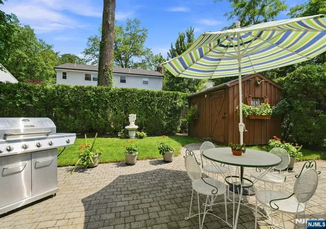 29th image of 65 Hickory St, Englewood Cliffs, NJ 07632 | MLS# 26030332