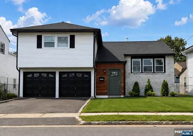 Single family home for sale at 2849 Kathleen Ter, Union, NJ 07083 | MLS# 26030337
