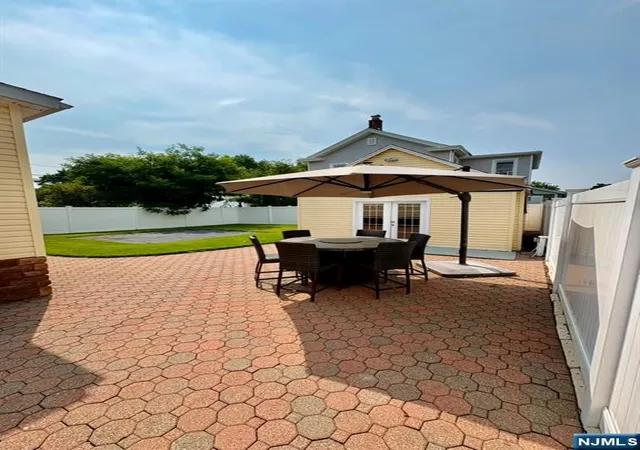 2nd image of 22 High St, Bound Brook, NJ 08805