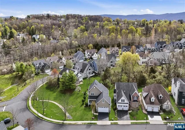 1st image of 2 Bluffs Ct, Hamburg, NJ 07419 | MLS# 26030346