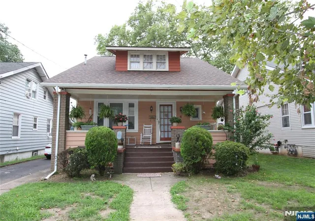 Photo 1 of Sale Pending at 4 Midland Ave, Hawthorne, NJ 07506 | MLS# 26030359 | Listing updated on 2026-08-21