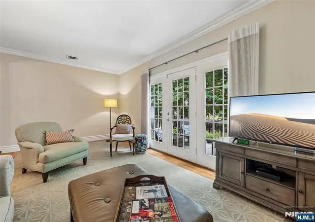 4th image of 4 Allison Ct, Allendale, NJ 07401 | MLS# 26030365