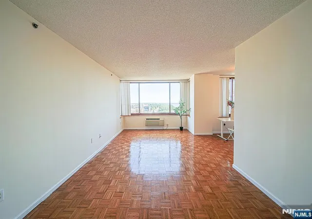 5th image of 100 Old Palisade Rd #3415, Fort Lee, NJ 07024 | MLS# 26030395
