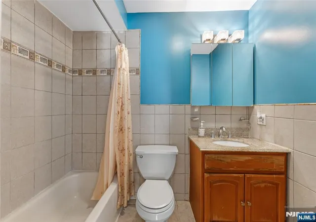 5th image of 178 South St, Jersey City, NJ 07307 | MLS# 26030399