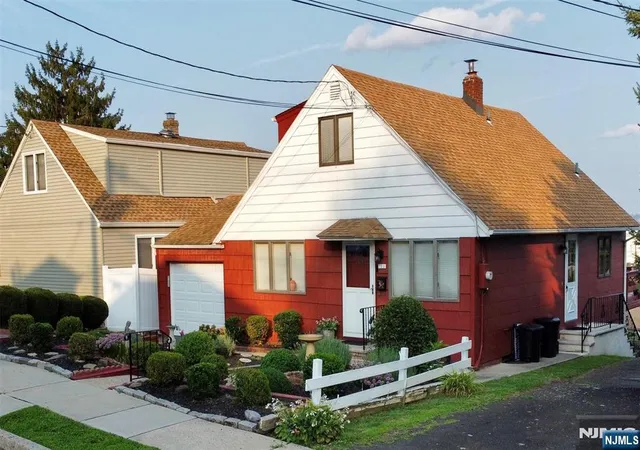 Single family home for sale at 729 7Th St, Carlstadt, NJ 07072 | MLS# 26030401