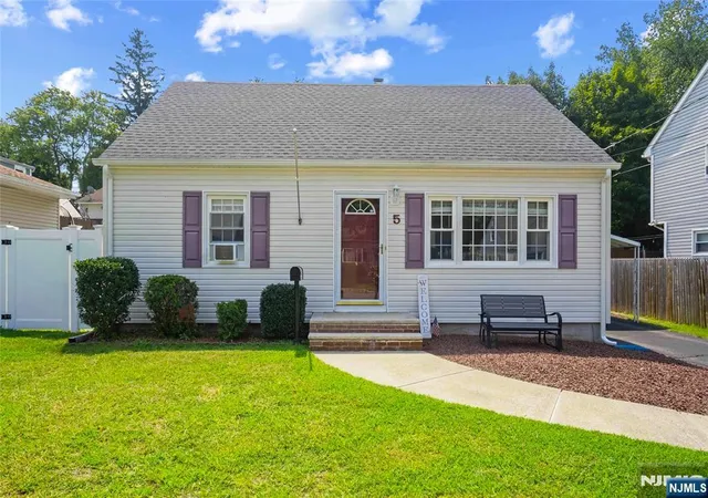 1st image of 5 Sally St, Bloomingdale, NJ 07403 | MLS# 26030402