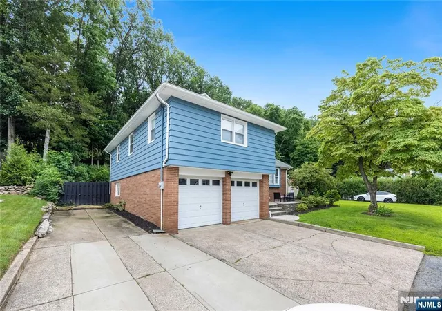 Photo 4 of Multi family home for sale at 13 15 East St, Wanaque, NJ 07465 | MLS# 26030406 | Listing updated on 2026-08-26