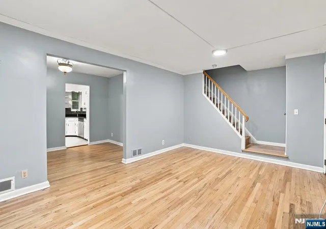 Photo 4 of Single family home for sale at 654 Howard St, Teaneck, NJ 07666 | MLS# 26030422 | Listing updated on 2026-09-16