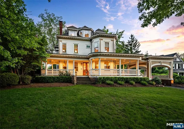 1st image of 640 Ridgewood Ave, Ridgewood, NJ 07450 | MLS# 26030454