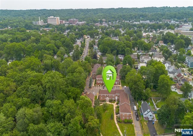 12th image of 161 Knickerbocker #C, Englewood, NJ 07631 | MLS# 26030480