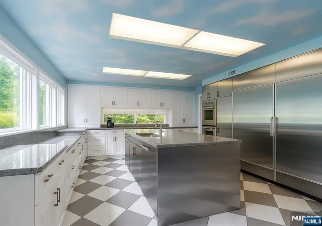 Photo 2 of Single family home for sale at 44 Adams Dr, Cresskill, NJ 07626 | MLS# 26030496 | Listing updated on 2026-08-16