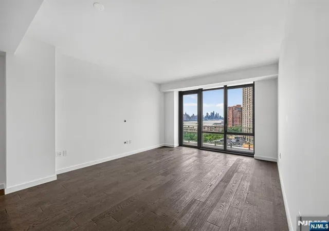 3rd image of 320 Adolphus Ave #611, Cliffside Park, NJ 07010 | MLS# 26030499