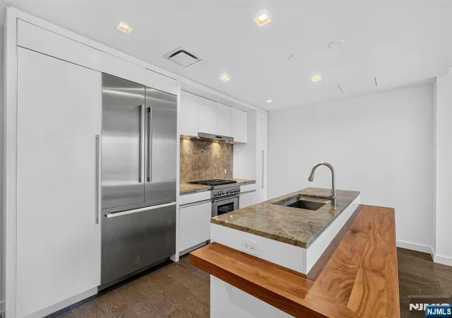 5th image of 320 Adolphus Ave #611, Cliffside Park, NJ 07010 | MLS# 26030499