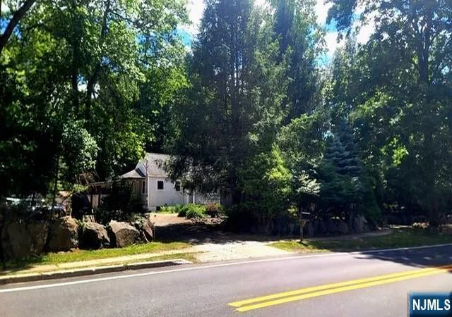 1st image of 93 Old Tappan Rd, Old Tappan, NJ 07675 | MLS# 26030507