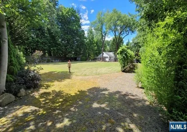 3rd image of 93 Old Tappan Rd, Old Tappan, NJ 07675 | MLS# 26030507