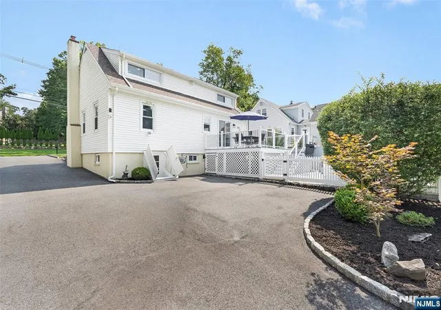 Photo 3 of Sale Pending at 33 Beverly, West Caldwell, NJ 07006 | MLS# 26030510 | Listing updated on 2026-08-28