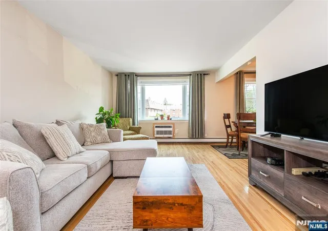 3rd image of 506 Grove St #E3, Clifton, NJ 07013 | MLS# 26030512
