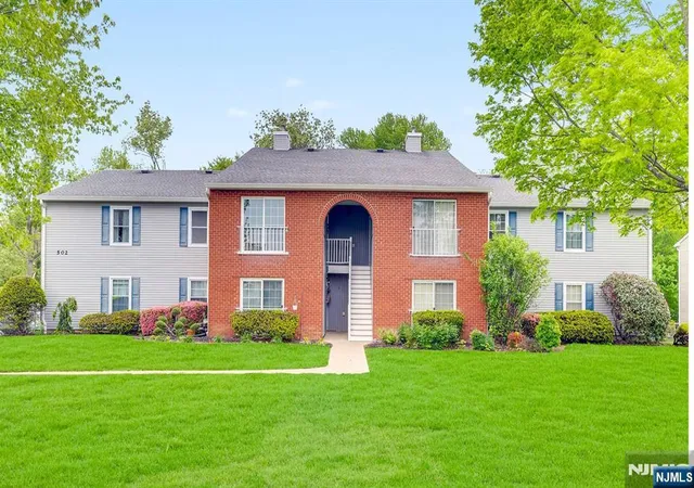 2nd image of 502 Harding Rd #2, Freehold Twp, NJ 07728 | MLS# 26030529
