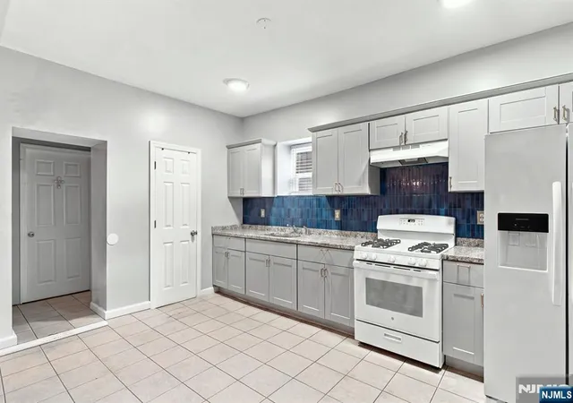 Photo 4 of Multi family home for sale at 502 18Th St, Newark, NJ 07103 | MLS# 26030535 | Listing updated on 2026-08-18