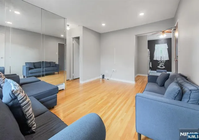 Listing Photo 4 - Condo for sale in building located at 37 Espy Rd, Caldwell, NJ 07006 - Unit #6B