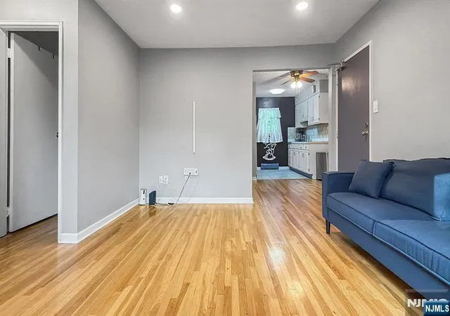 Listing Photo 5 - Condo for sale in building located at 37 Espy Rd, Caldwell, NJ 07006 - Unit #6B