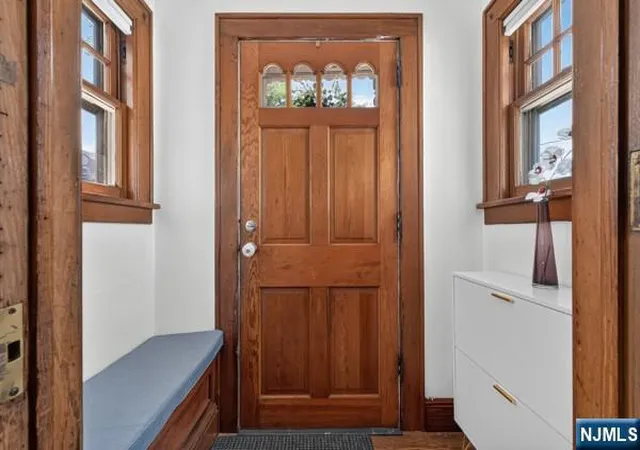 Photo 2 of Single family home for sale at 38 Shadyside Ave, Dumont, NJ 07628 | MLS# 26030616 | Listing updated on 2026-08-27