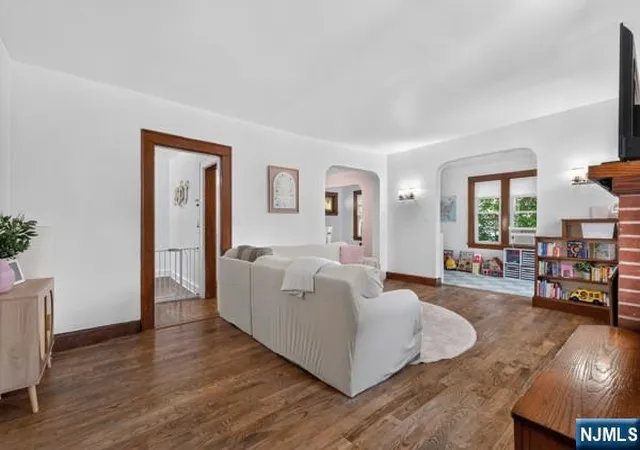 Photo 3 of Single family home for sale at 38 Shadyside Ave, Dumont, NJ 07628 | MLS# 26030616 | Listing updated on 2026-08-27