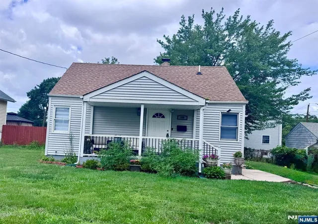 Photo 1 of Single family home for sale at 166 Lafayette St, Piscataway, NJ 08854 | MLS# 26030629 | Listing updated on 2026-08-13