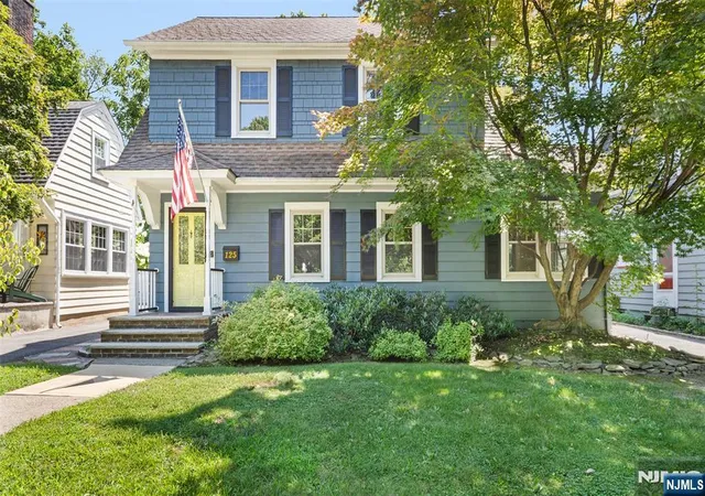 Photo 1 of Sale Pending at 125 Hawthorne Ave, Glen Ridge, NJ 07028 | MLS# 26030651 | Listing updated on 2026-08-31