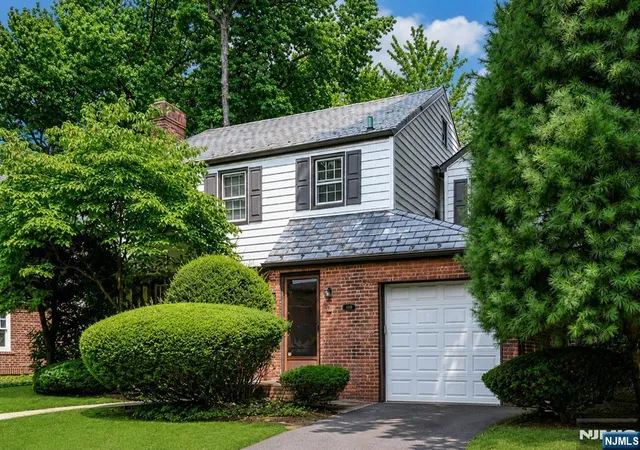 Photo 1 of Sale Pending at 1106 Emerson Ave, Teaneck, NJ 07666 | MLS# 26030654 | Listing updated on 2026-09-03