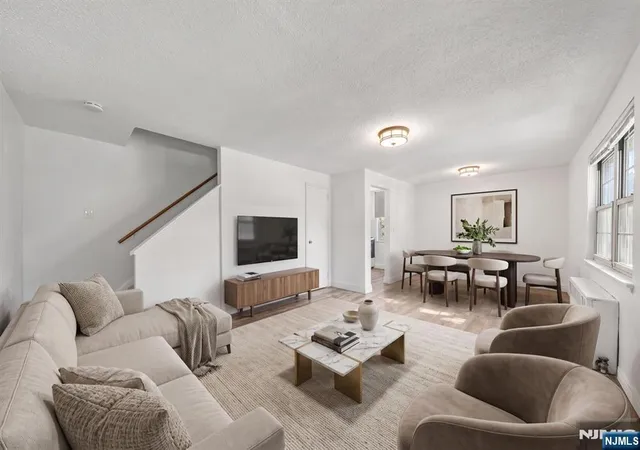 Listing Photo 4 - Condo for sale in building located at 1267 Anderson Ave, Fort Lee, NJ 07024 - Unit #32