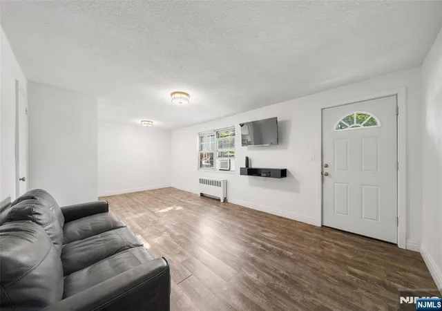 Listing Photo 5 - Condo for sale in building located at 1267 Anderson Ave, Fort Lee, NJ 07024 - Unit #32