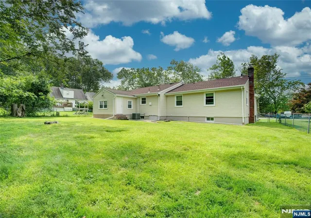Photo 3 of Single family home for sale at 25 Woodland Ave, West Orange, NJ 07052 | MLS# 26030663 | Listing updated on 2026-09-03