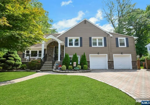 1st image of 340 Graphic, New Milford, NJ 07646 | MLS# 26030691