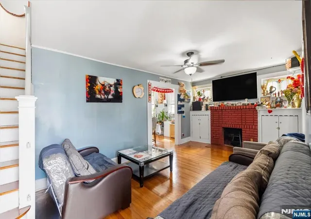 Photo 3 of Single family home for sale at 18 Newell Pl, North Arlington, NJ 07031 | MLS# 26030693 | Listing updated on 2026-08-17