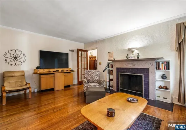 Photo 3 of Single family home for sale at 512 Fairidge Ter, Teaneck, NJ 07666 | MLS# 26030696 | Listing updated on 2026-09-15