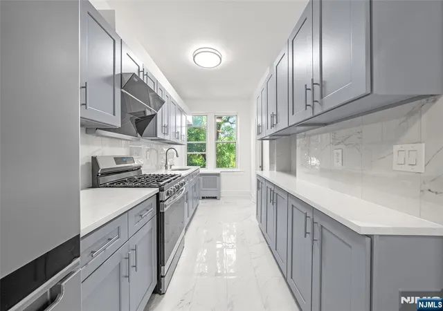Photo 3 of Condo for sale at 218 Broad Ave #3C, Leonia, NJ 07605 | MLS# 26030699 | Listing updated on 2026-08-13