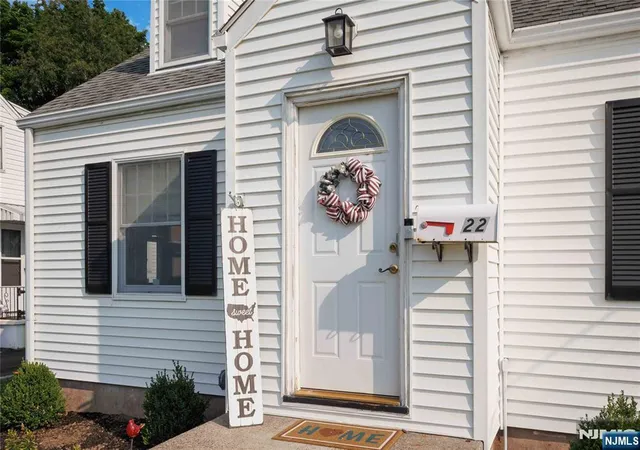 Photo 3 of Single family home for sale at 22 First St, Mahwah, NJ 07430 | MLS# 26030721 | Listing updated on 2026-09-08