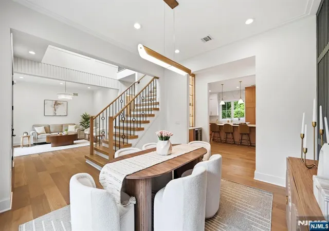 Photo 2 of Single family home for sale at 4 Dorrien Rd, Livingston, NJ 07039 | MLS# 26030730 | Listing updated on 2026-09-18