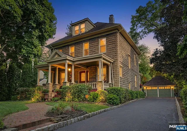 Photo 2 of Single family home for sale at 11 Willow St, Cranford, NJ 07016 | MLS# 26030736 | Listing updated on 2026-08-13
