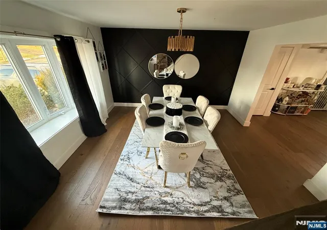 Photo 3 of Single family home for sale at 320 Lincoln Ave, Totowa, NJ 07512 | MLS# 26030753 | Listing updated on 2026-09-27