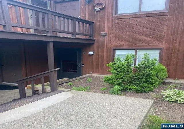 5th image of 5 Sugar Loaf Ct #8, Vernon, NJ 07462 | MLS# 26030768