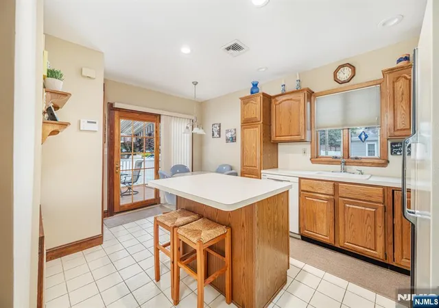 Photo 4 of Sale Pending at 240 Orient Way, Rutherford, NJ 07070 | MLS# 26030778 | Listing updated on 2026-08-22