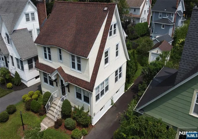 Photo 2 of Single family home for sale at 352 Demarest Ave, Oradell, NJ 07649 | MLS# 26030785 | Listing updated on 2026-08-23