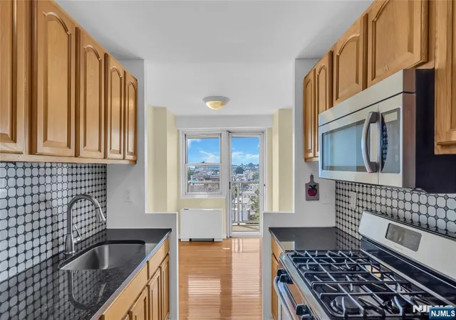 Photo 2 of Condo for sale at 6600 Boulevard East #11E, West New York, NJ 07093 | MLS# 26030786 | Listing updated on 2026-08-15