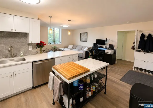 1st image of 520 Newark Pompton Turnpike #214X, Pequannock Township, NJ 07444 | MLS# 26030787