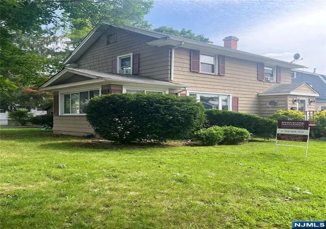Single family home for sale at 68 Peachtree Rd, Maplewood, NJ 07040 | MLS# 26030830