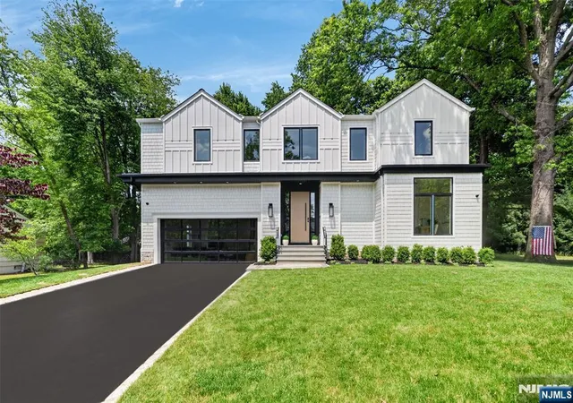 Photo 1 of Single family home for sale at 26 Collins Ave, Closter, NJ 07624 | MLS# 26030855 | Listing updated on 2026-09-18
