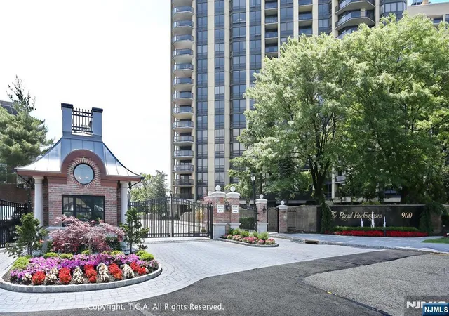 37th image of 900 Palisade Ave #6G, Fort Lee, NJ 07024 | MLS# 26030862